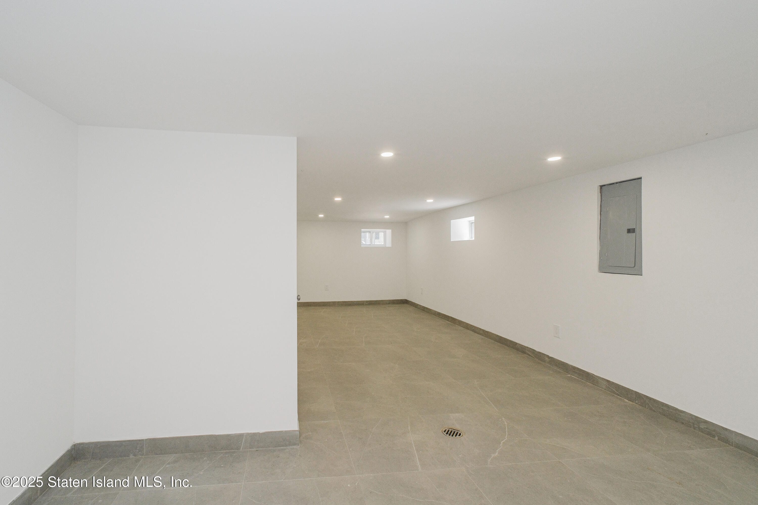9 Russell Street, Staten Island, NY, 10308 image 16