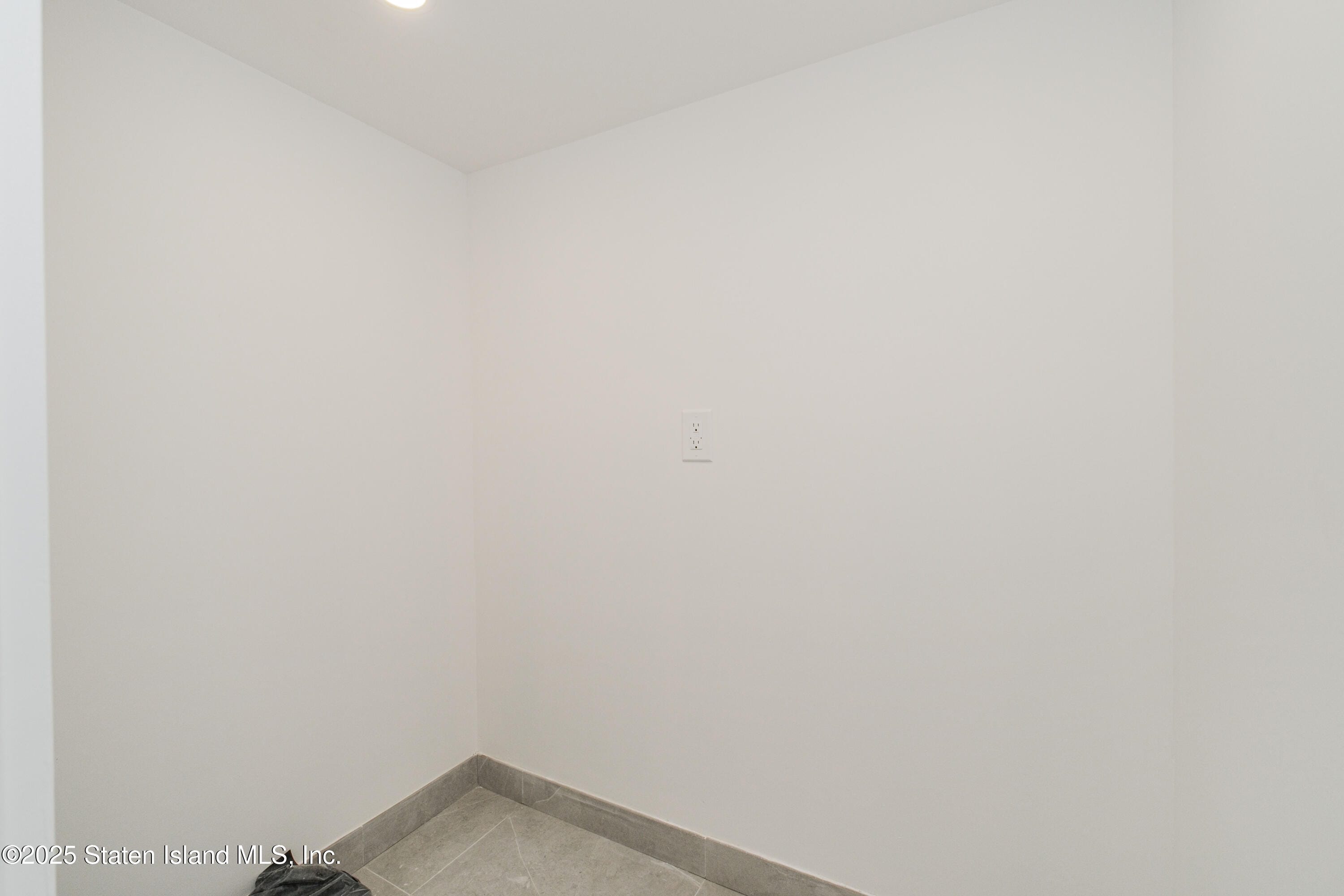 9 Russell Street, Staten Island, NY, 10308 image 17