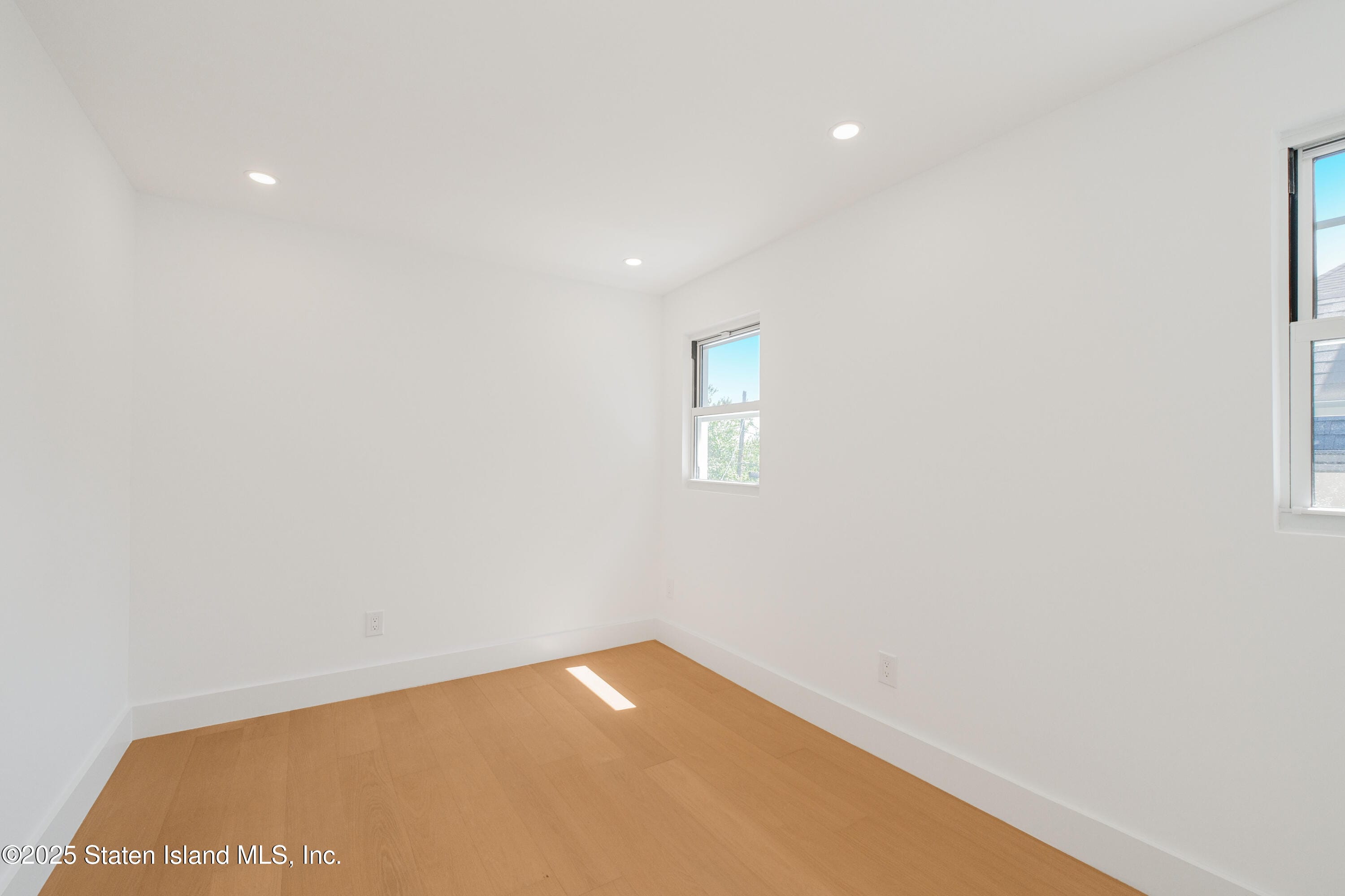 9 Russell Street, Staten Island, NY, 10308 image 22