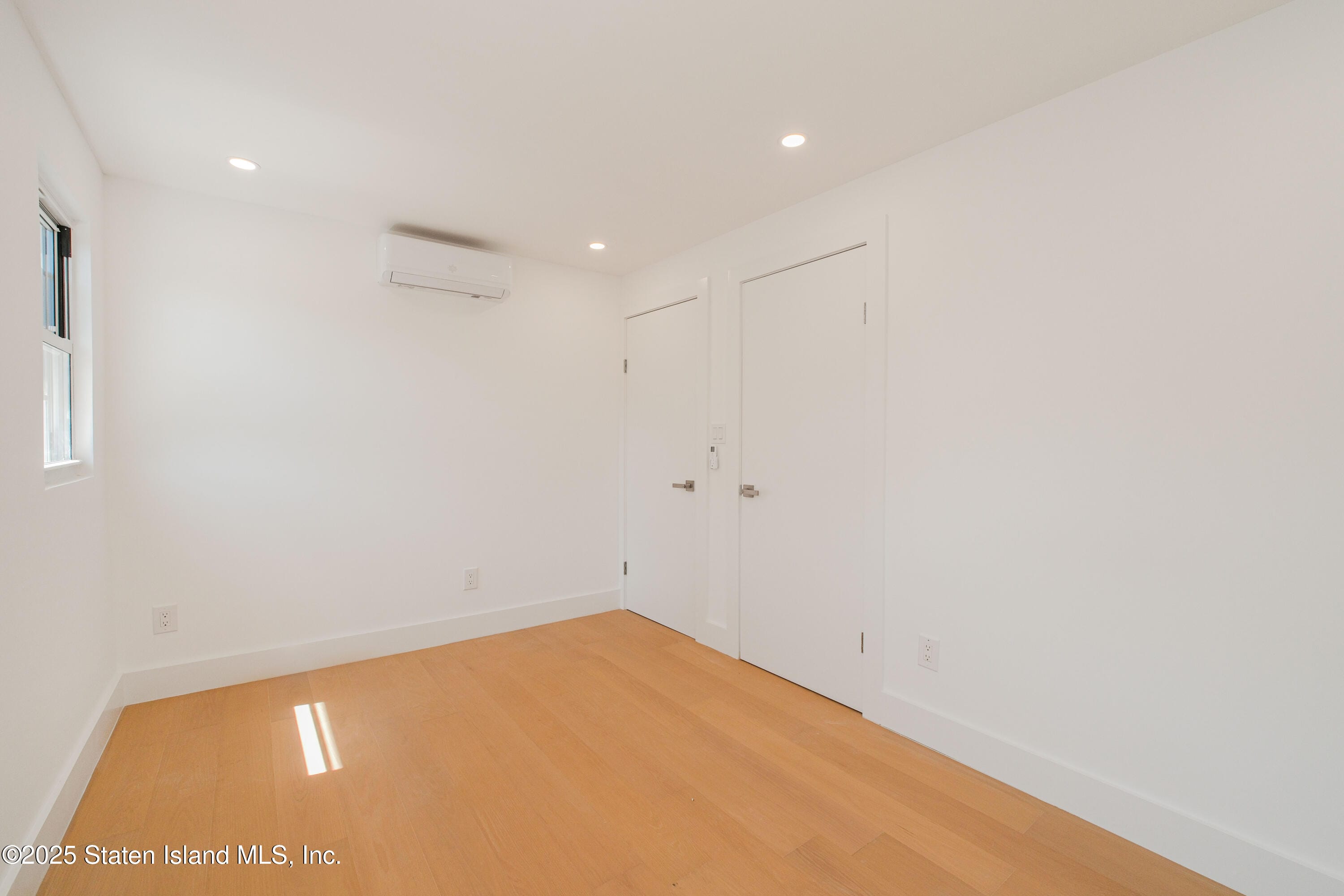9 Russell Street, Staten Island, NY, 10308 image 24