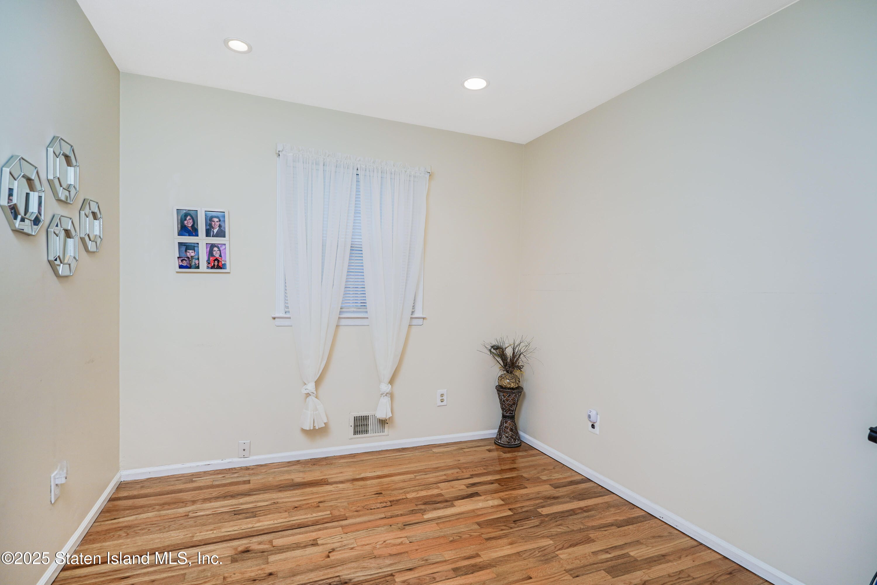 76 Stecher Street, Staten Island, NY, 10312 image 19