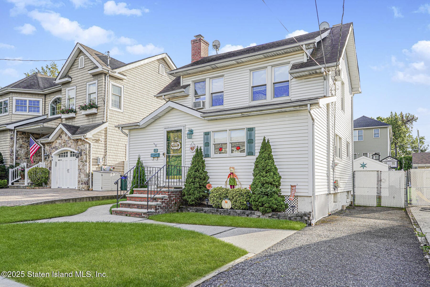 92 Ramblewood Avenue, Staten Island, NY, 10308