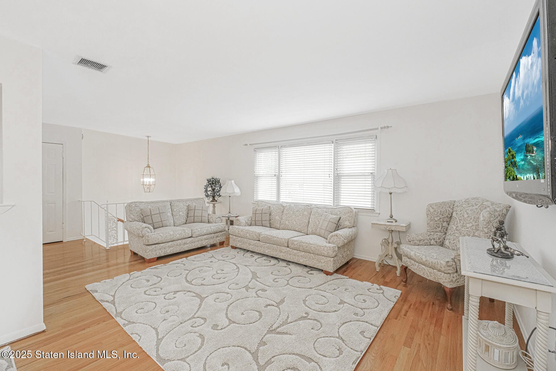 17 Greaves Court Image 4