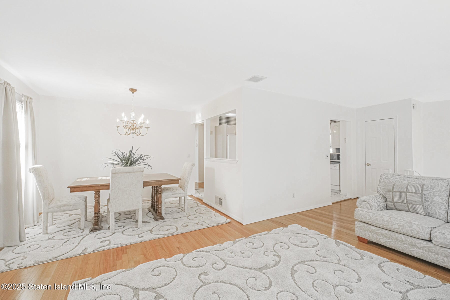 17 Greaves Court Image 5