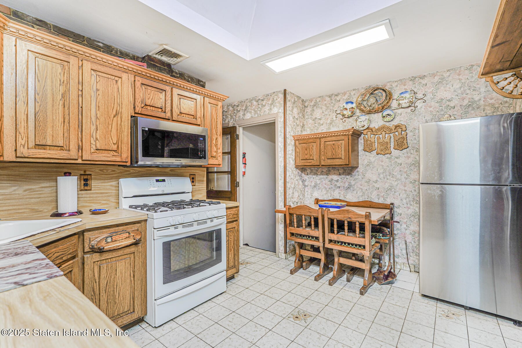 382 Edgegrove Avenue, Staten Island, NY, 10312 image 17