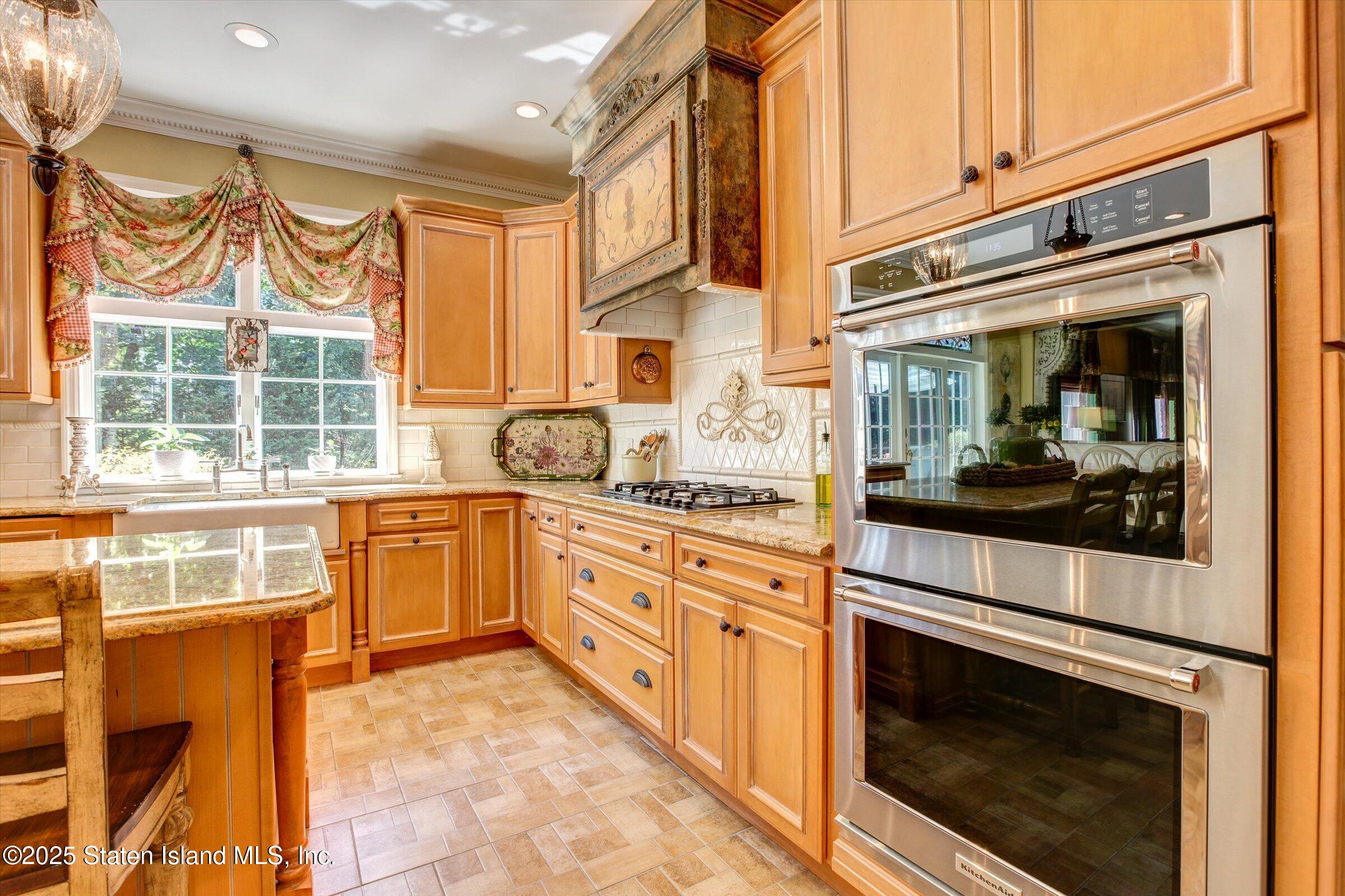 76 Jenna Lane, Staten Island, NY, 10304 image 13