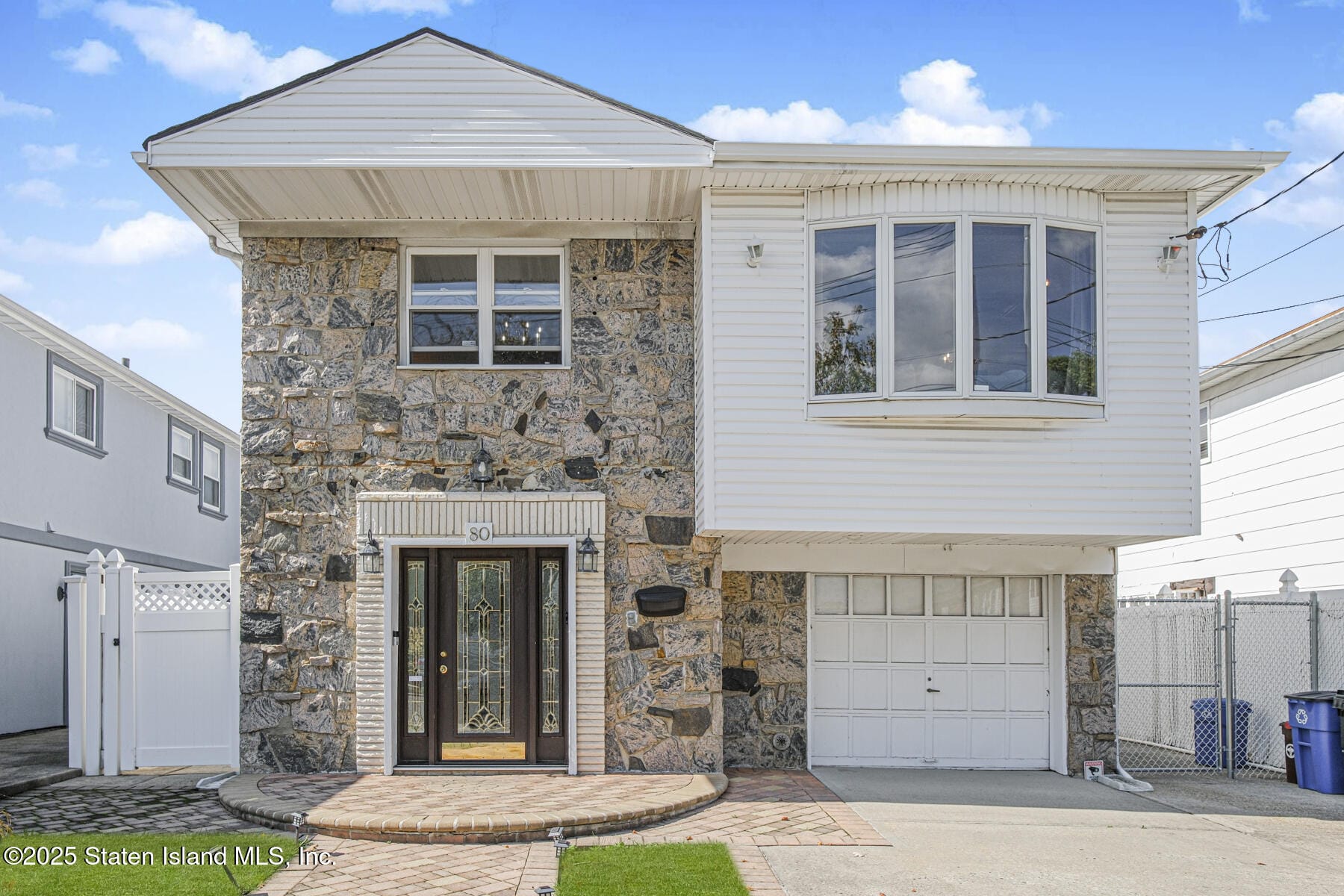 80 Freedom Avenue Image 1