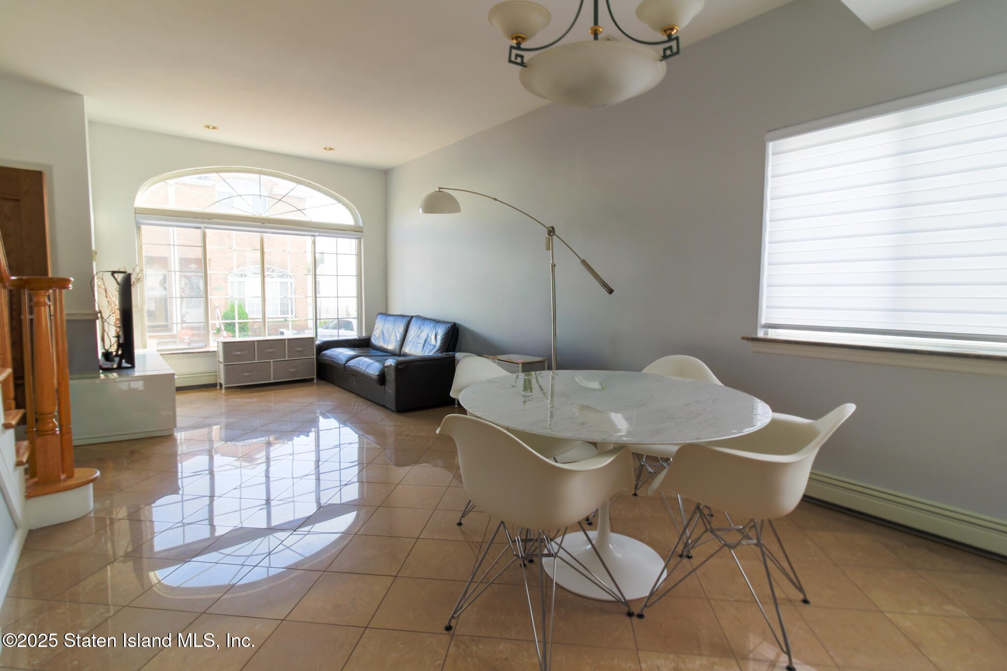 158 Camden Avenue Image 4