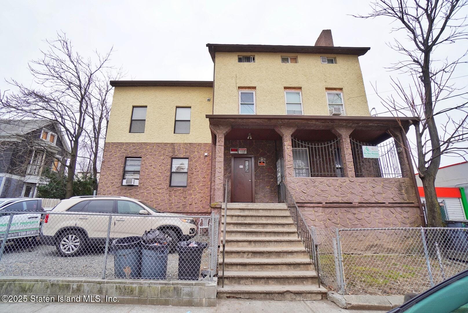 90 Vreeland Street Image 3