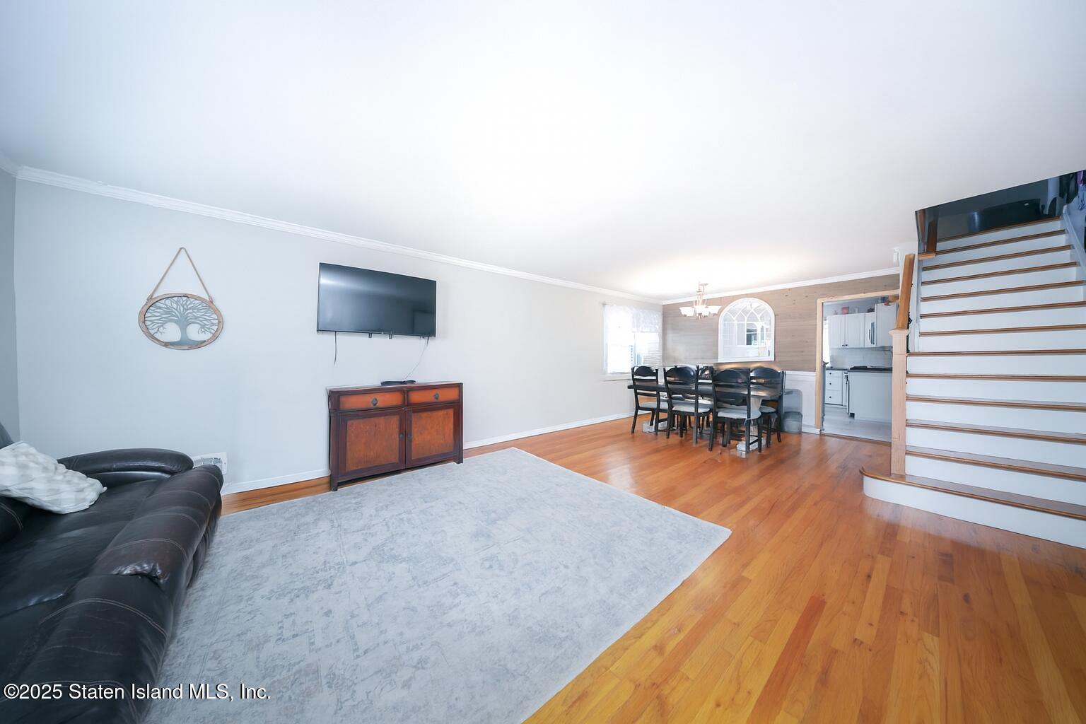52 Pleasant Plains Avenue Image 3