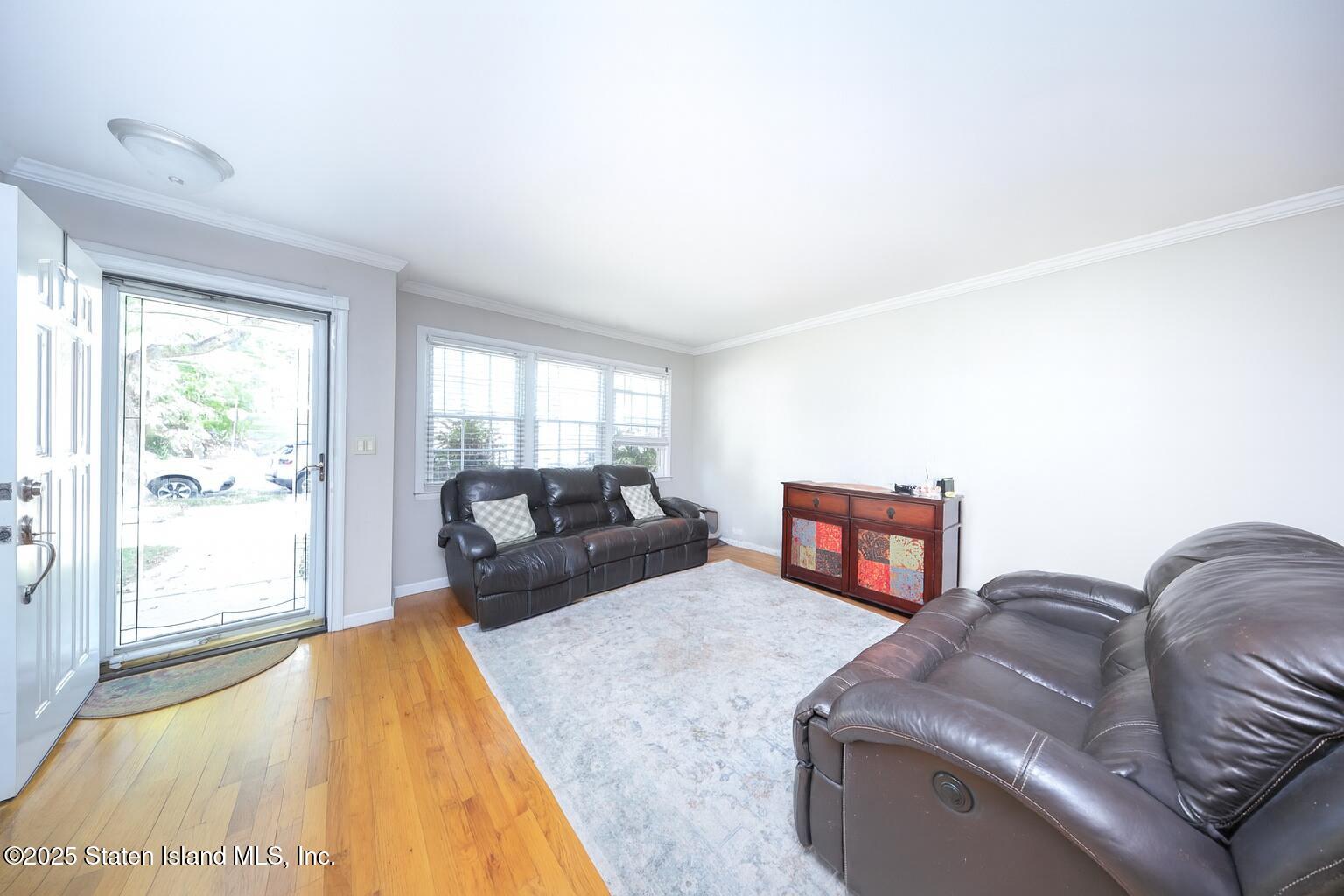 52 Pleasant Plains Avenue Image 5