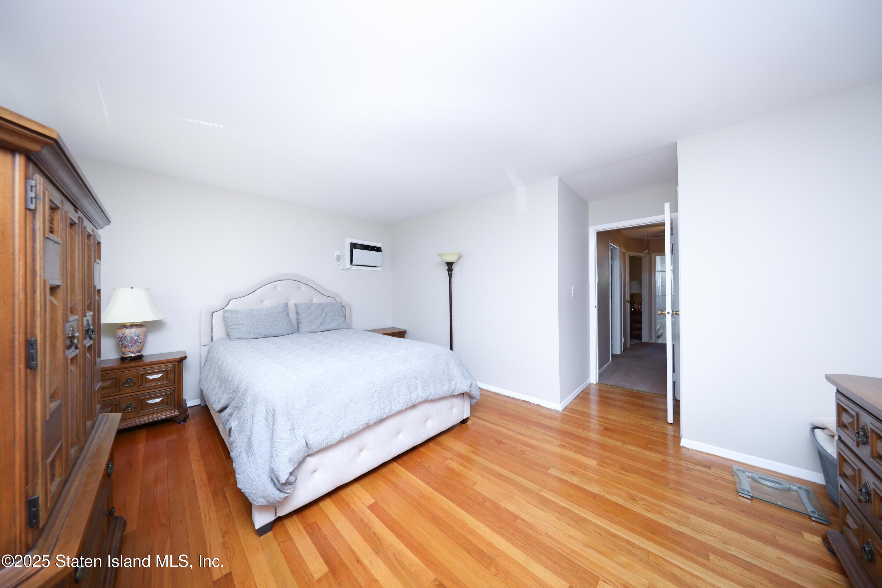 223 Abingdon Avenue, Staten Island, NY, 10308 image 12