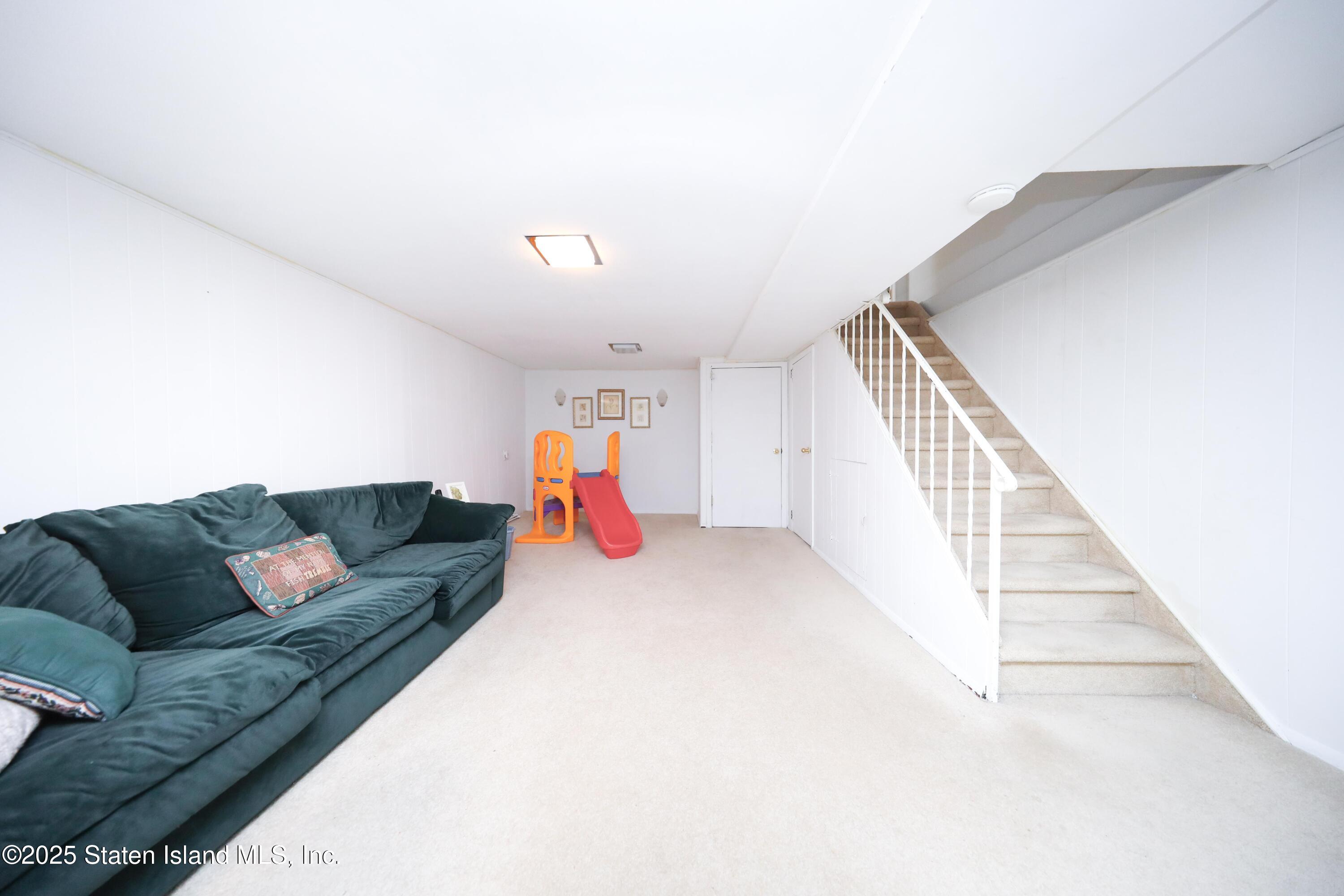 223 Abingdon Avenue, Staten Island, NY, 10308 image 16