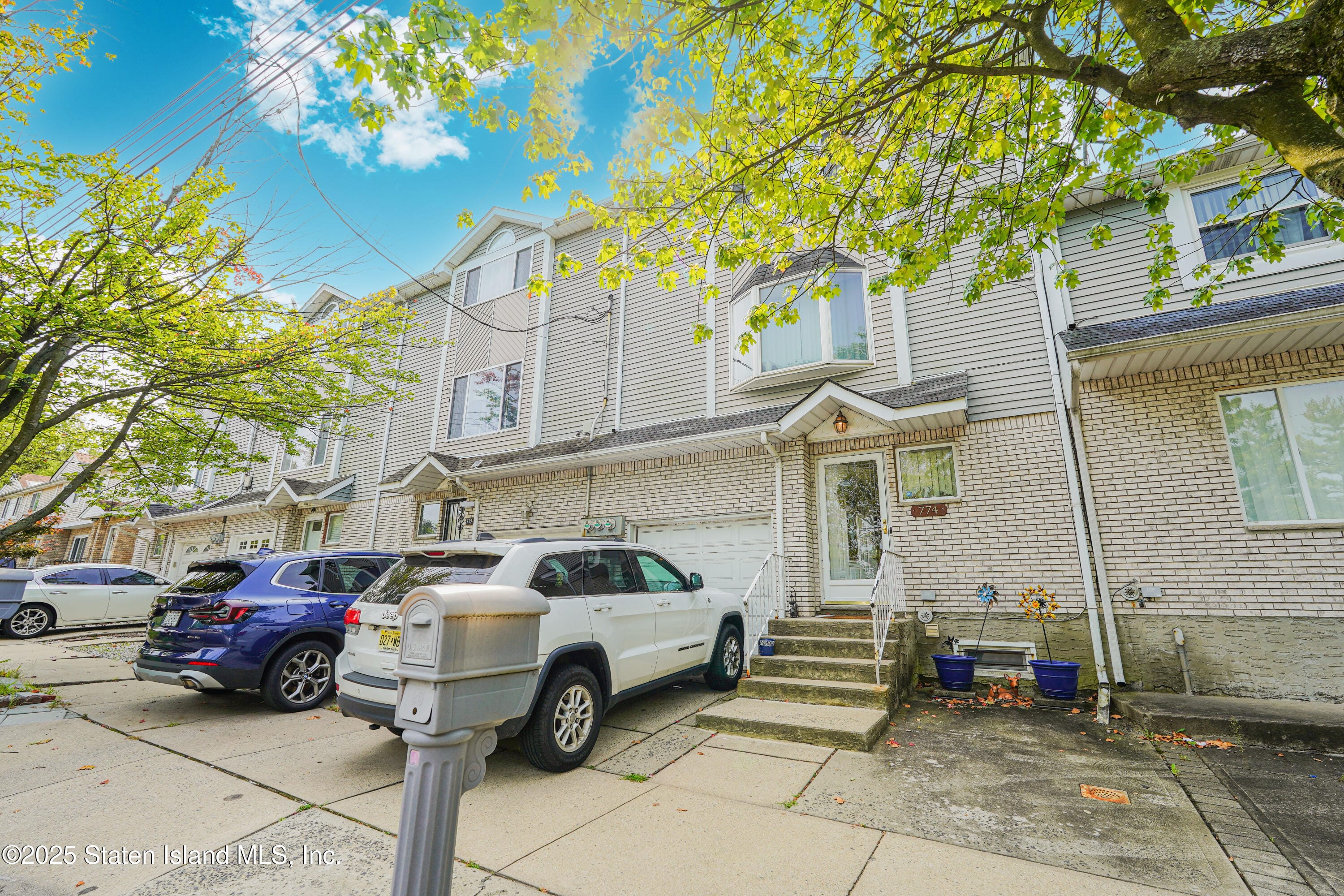 774 Barlow Avenue Image 2