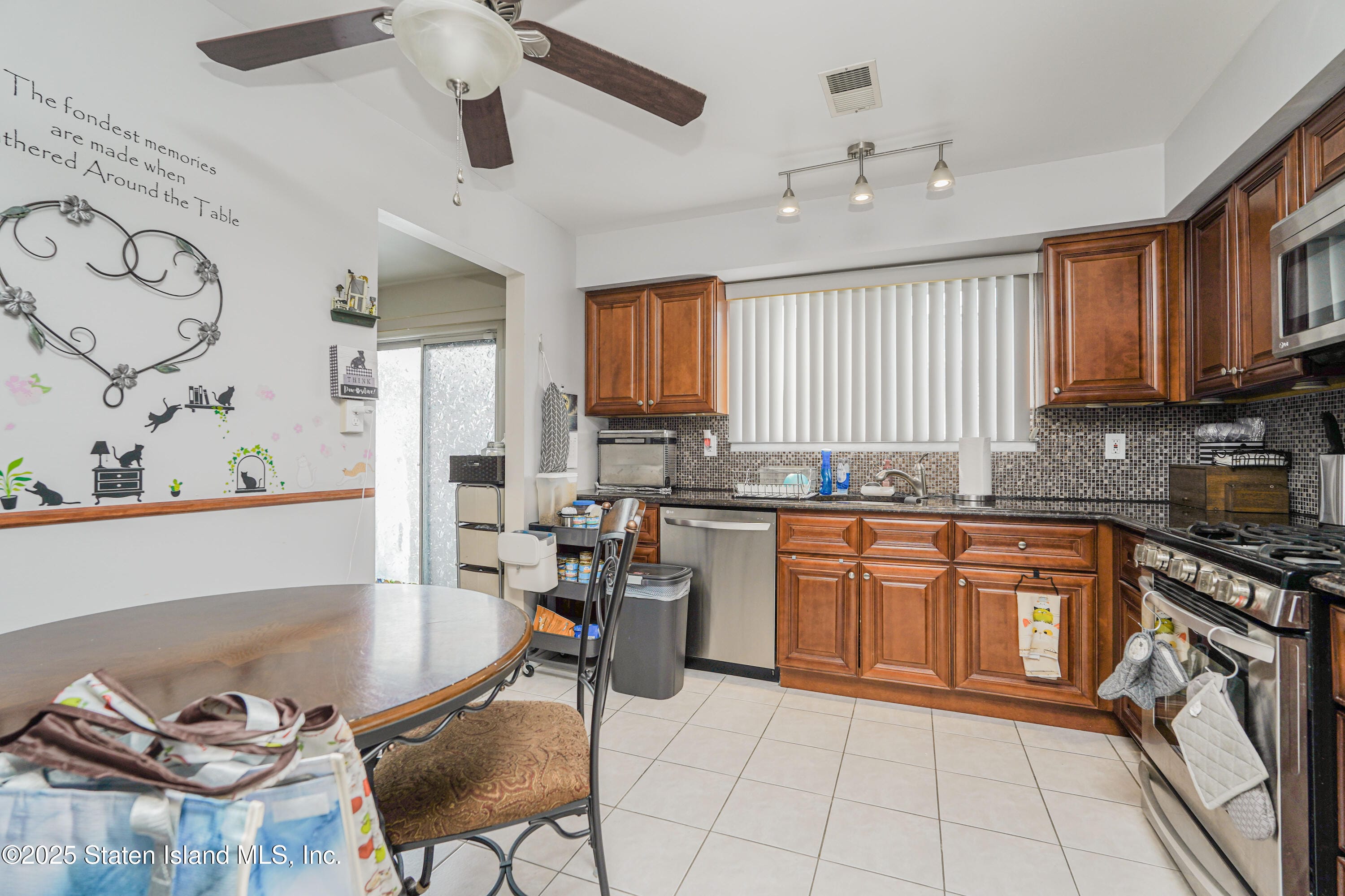 774 Barlow Avenue Image 5