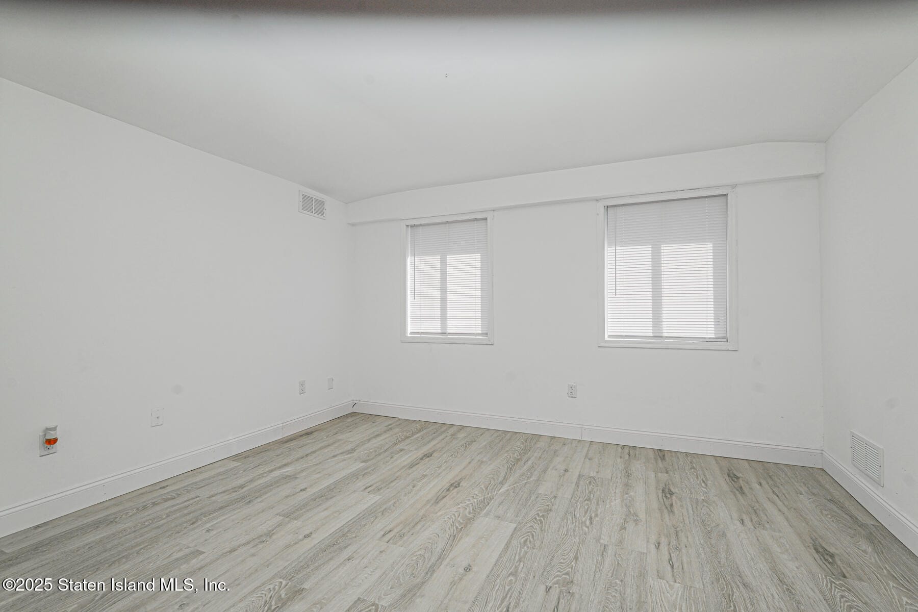 16 Union Court, Staten Island, NY, 10303 image 11