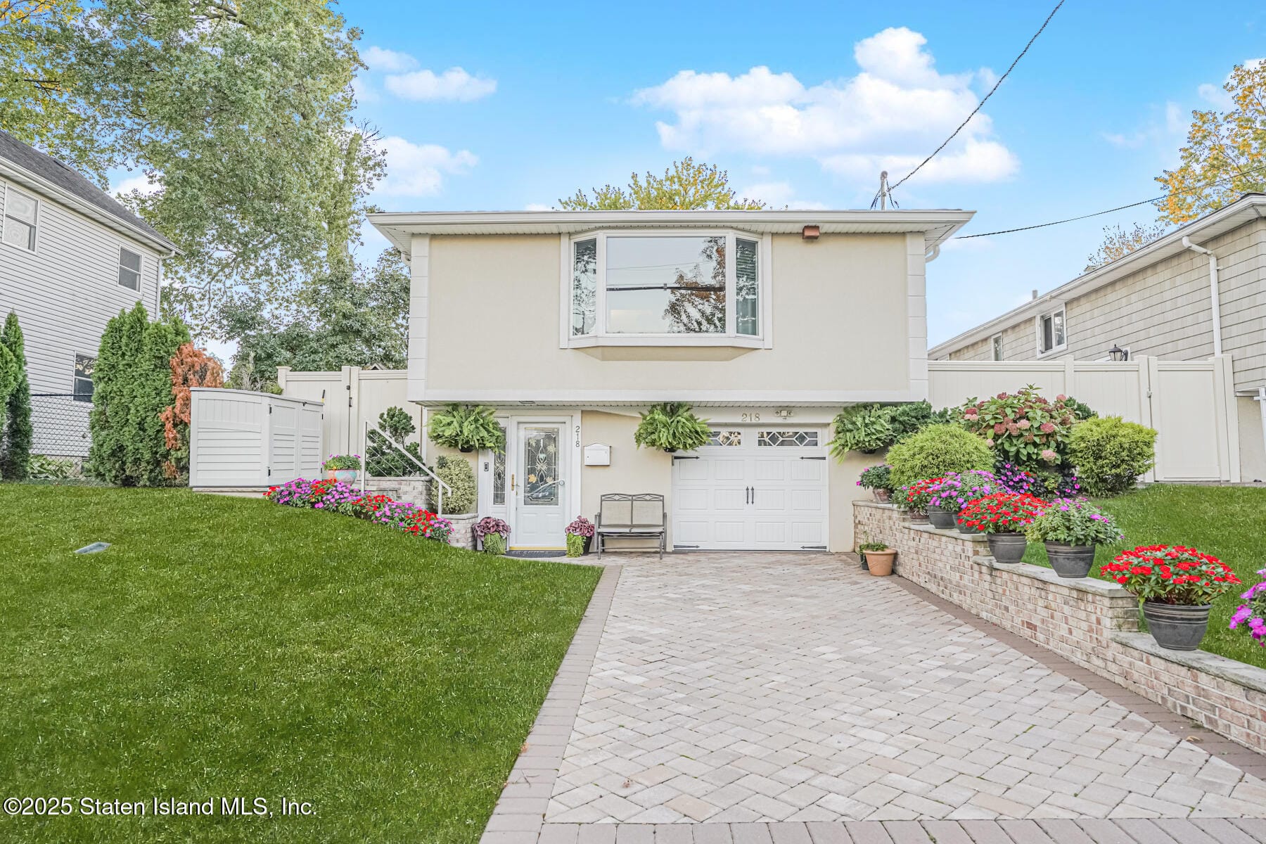 218 Albee Avenue Image 1