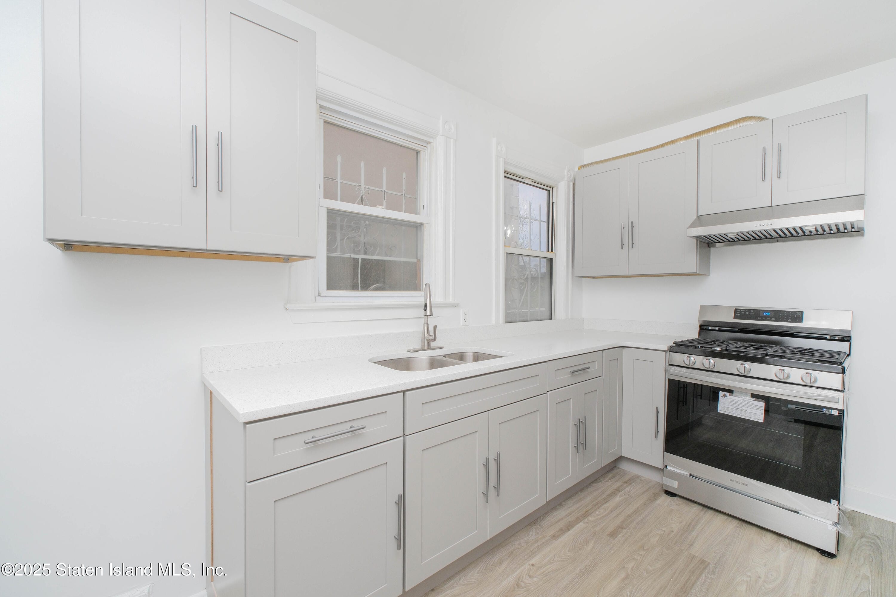 416 Westervelt Avenue, Staten Island, NY, 10301 image 26