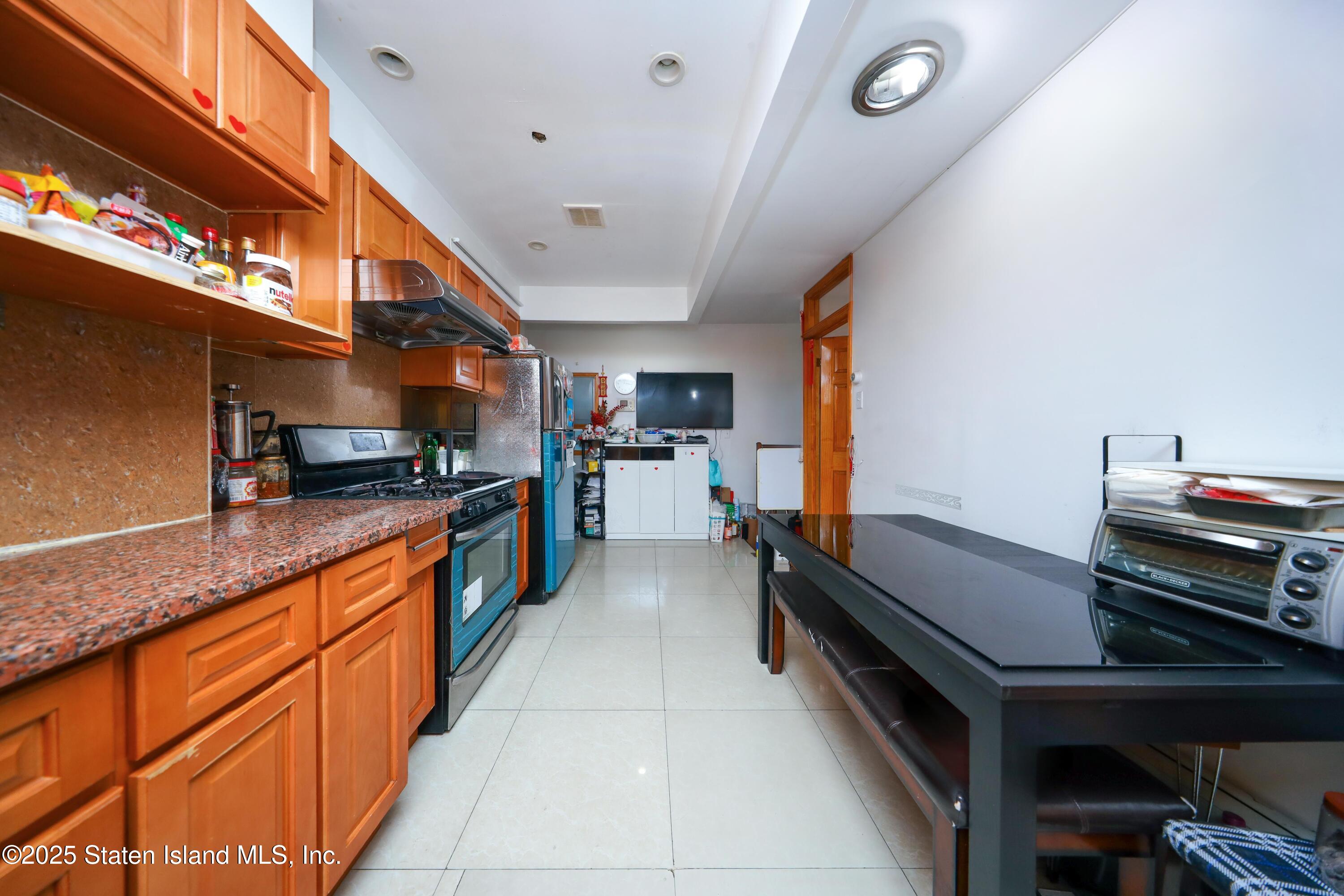 5418 3rd Avenue 1a Image 4