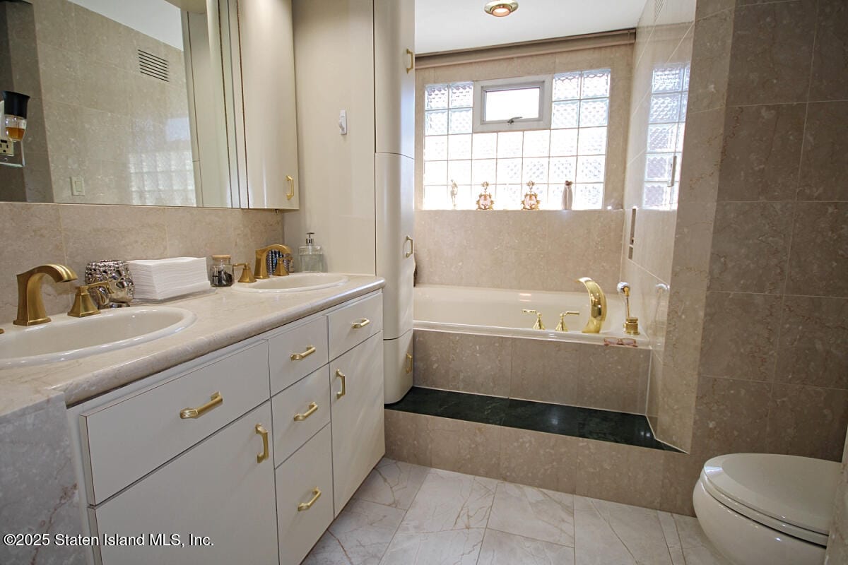 108 Forest Street, Staten Island, NY, 10314 image 23