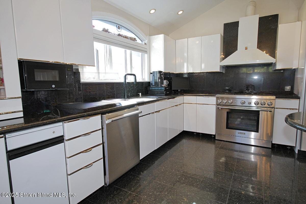 108 Forest Street, Staten Island, NY, 10314 image 8