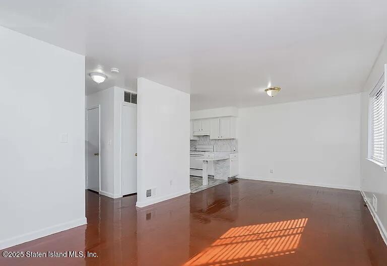 86 Tioga Street, Staten Island, NY, 10301 image 15