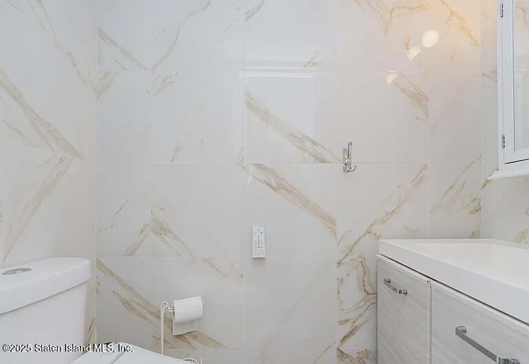 86 Tioga Street, Staten Island, NY, 10301 image 11