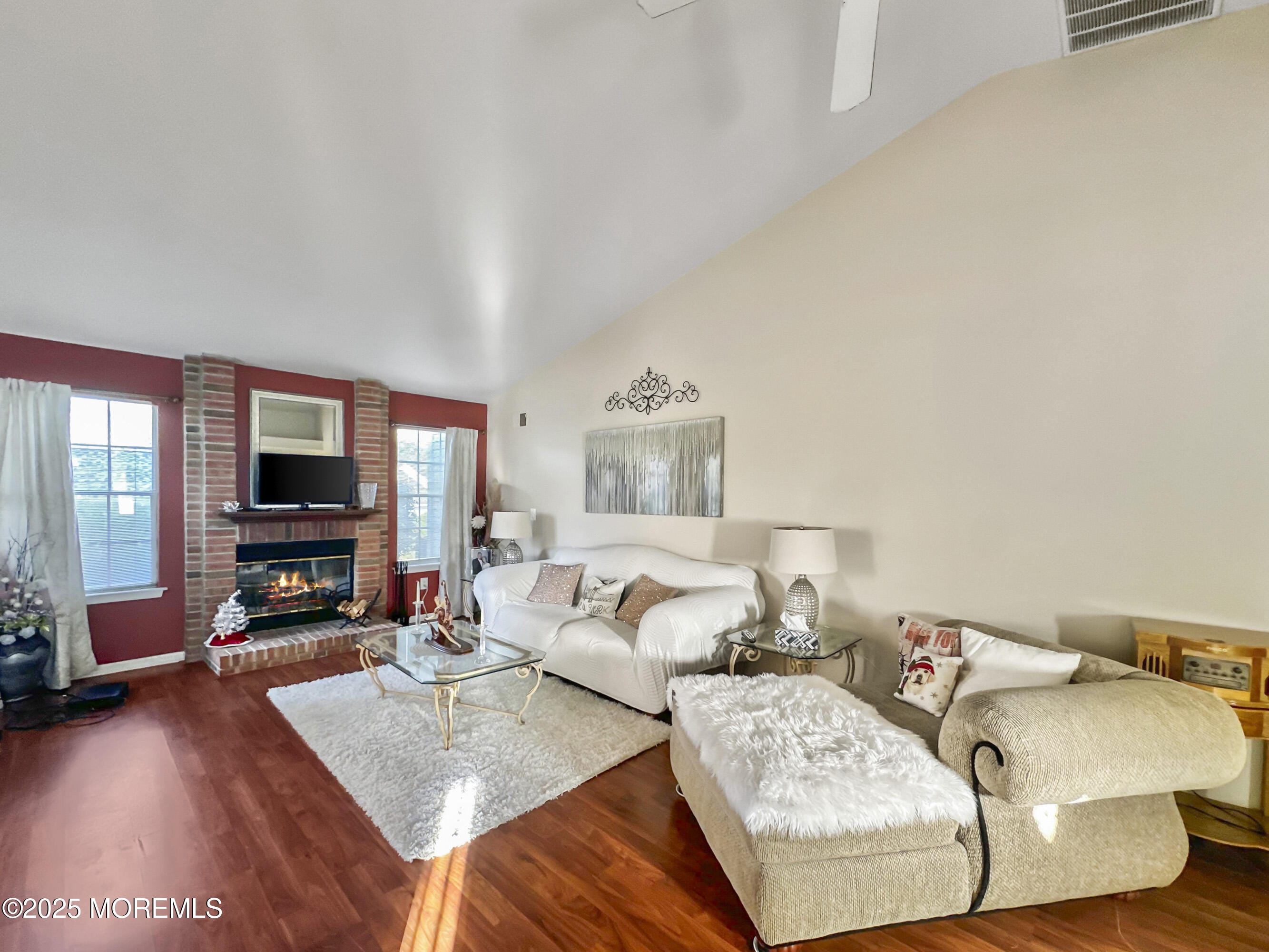 1057A Buckingham Drive Image 5
