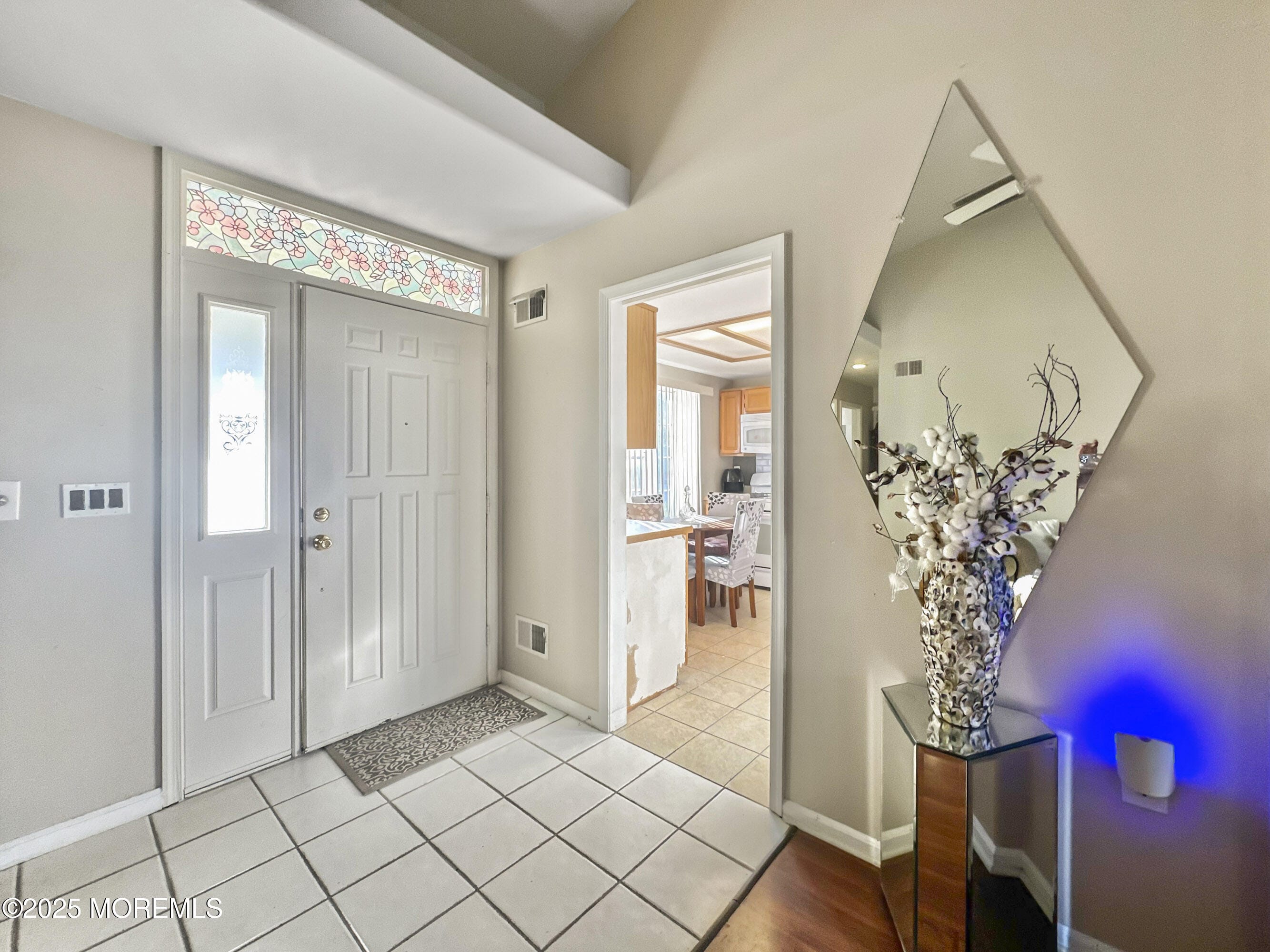 1057A Buckingham Drive Image 4