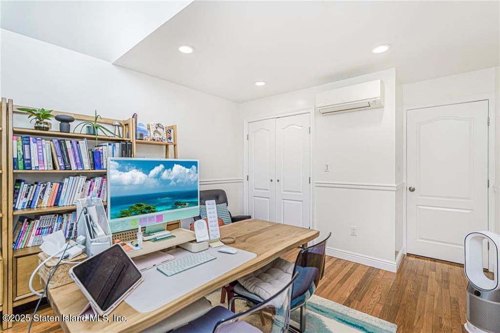 68 Kensington Avenue, Staten Island, NY, 10305 image 25