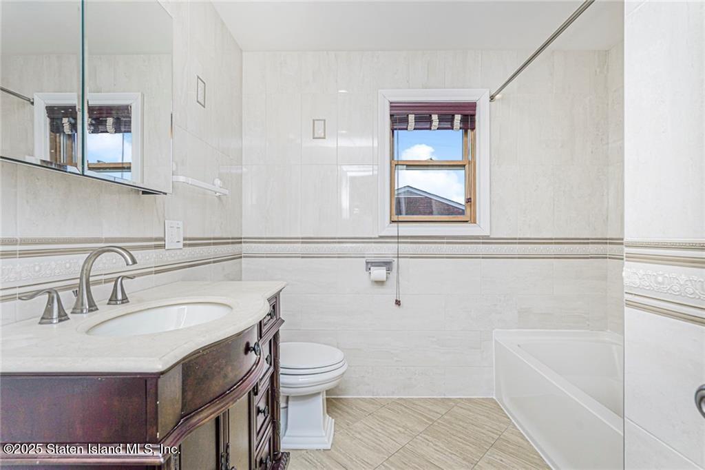 68 Kensington Avenue, Staten Island, NY, 10305 image 27
