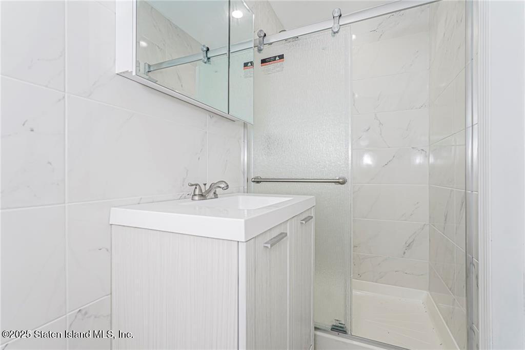 68 Kensington Avenue, Staten Island, NY, 10305 image 33