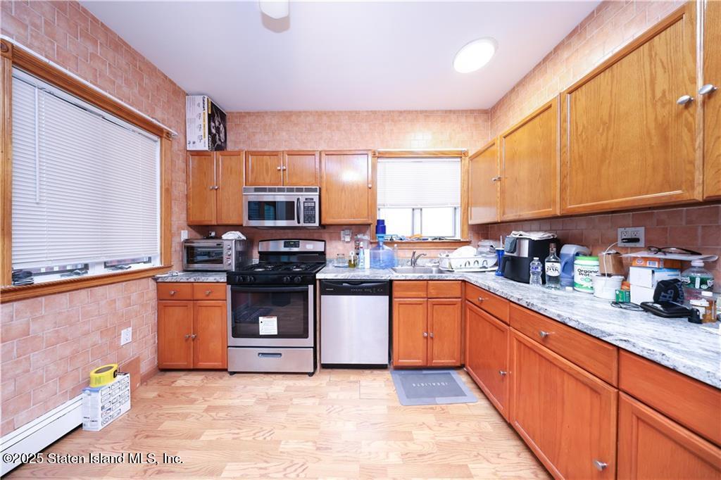 273 Clifton Avenue, Staten Island, NY, 10305 image 17