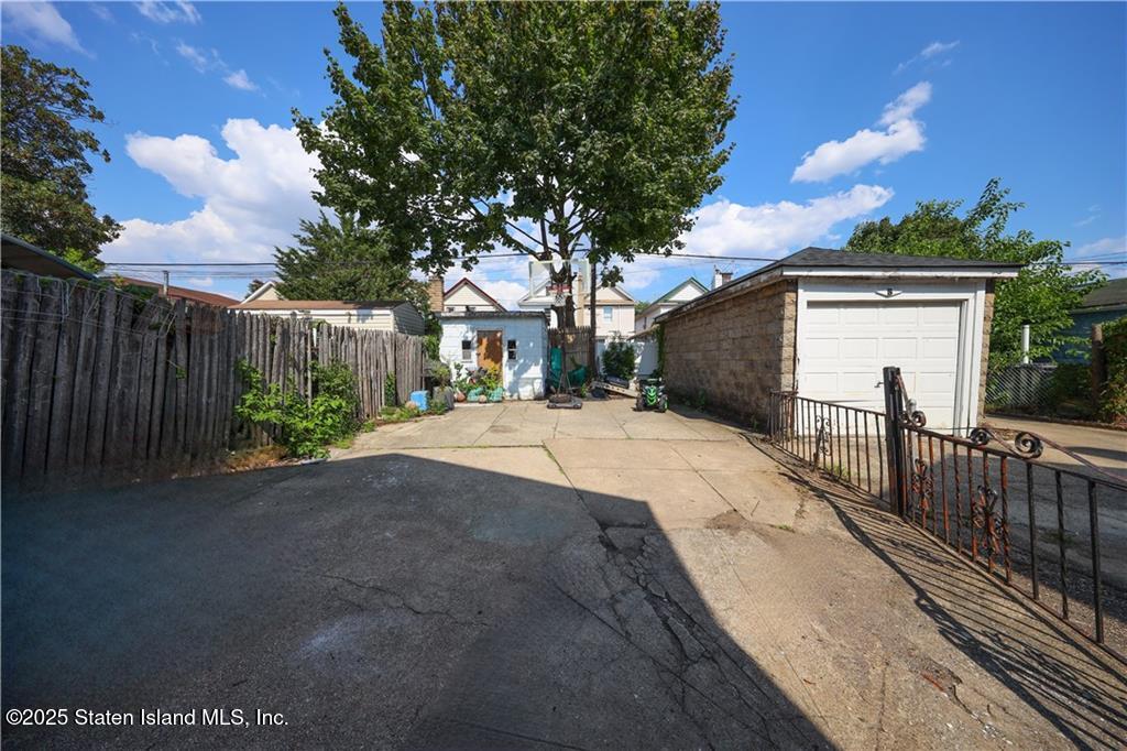 2037 Schenectady Avenue Image 4