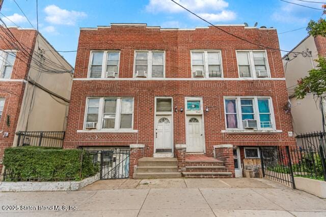 2817 W 20th Street Image 1