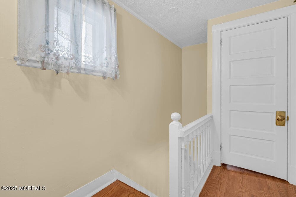 39 Clinton Place Image 2