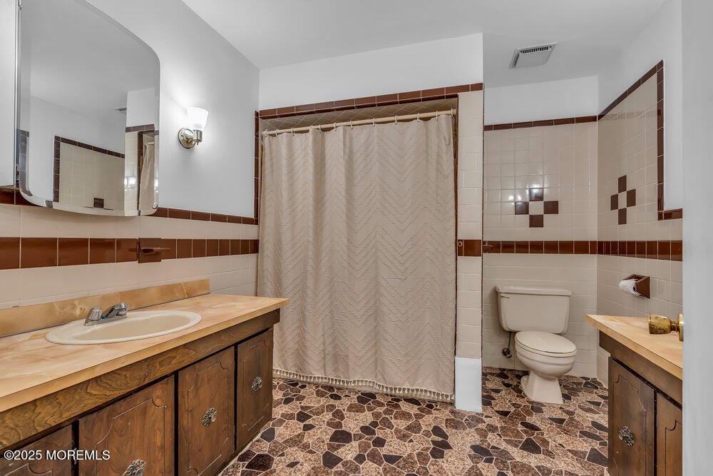 56 Lakeside Drive, Farmingdale, NJ, 07727 image 40