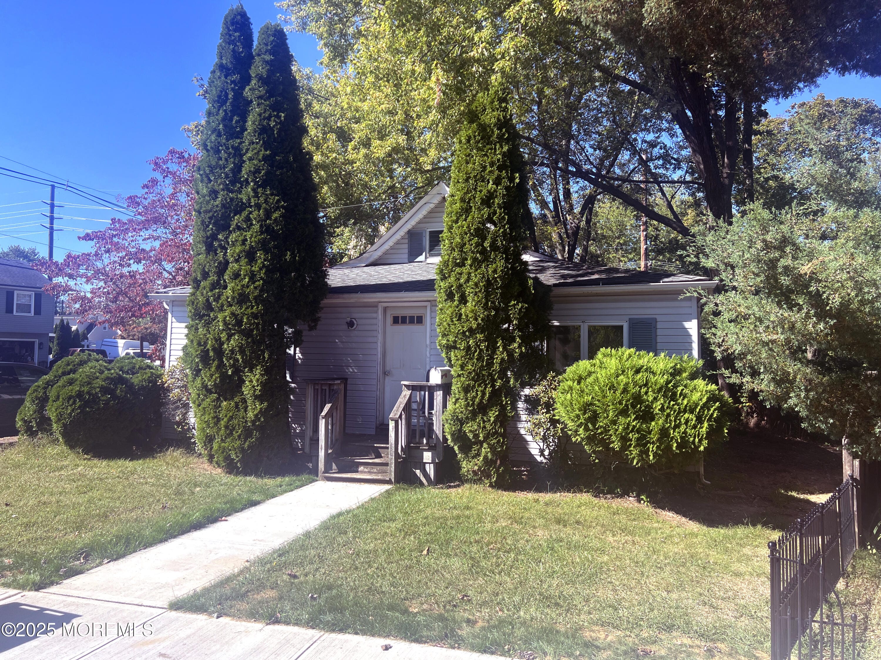 310 East Road, Belford, NJ, 07718