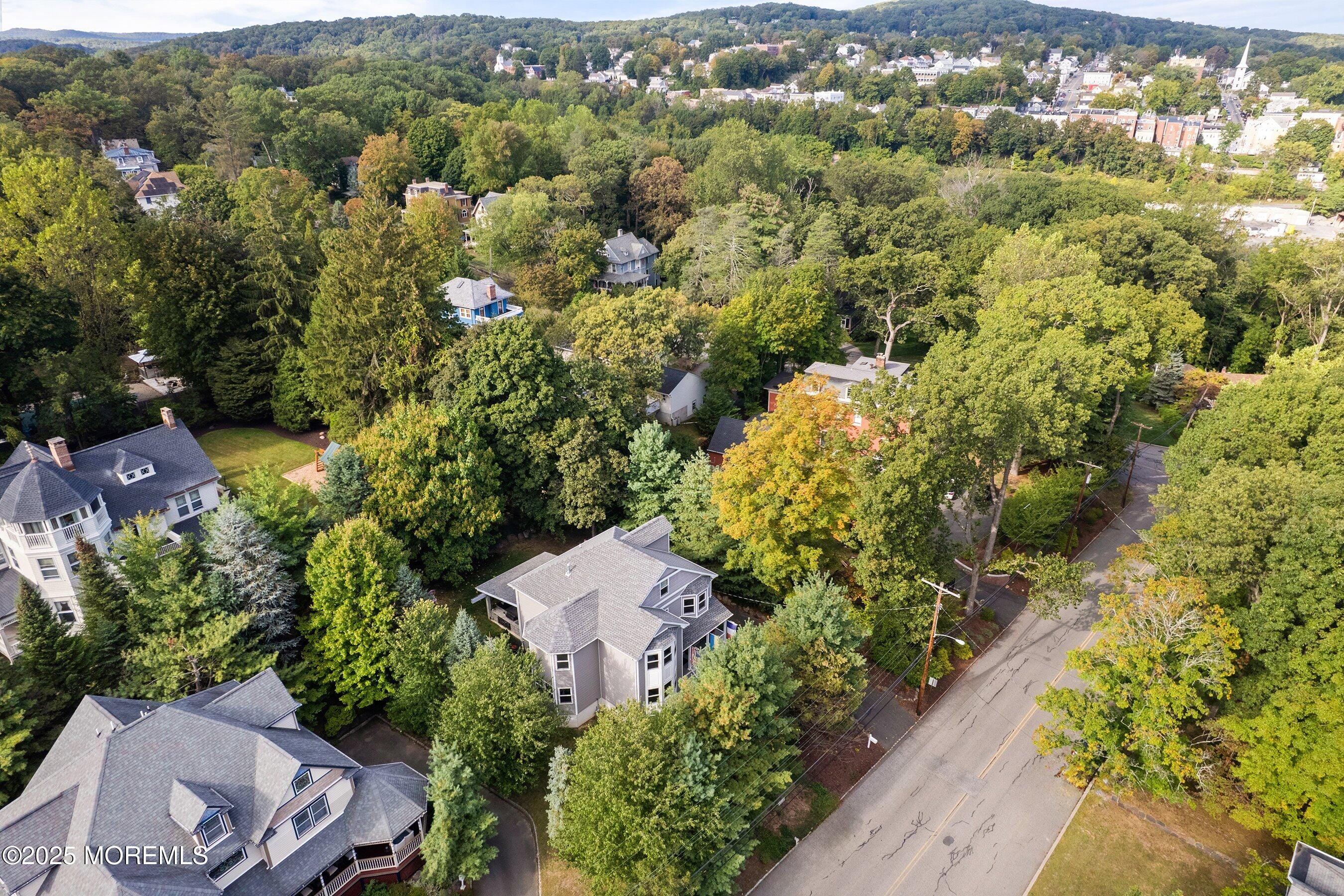 319 Morris Avenue Image 3