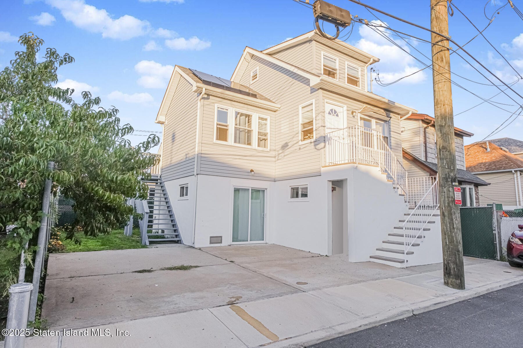 43 Maple Terrace Image 2