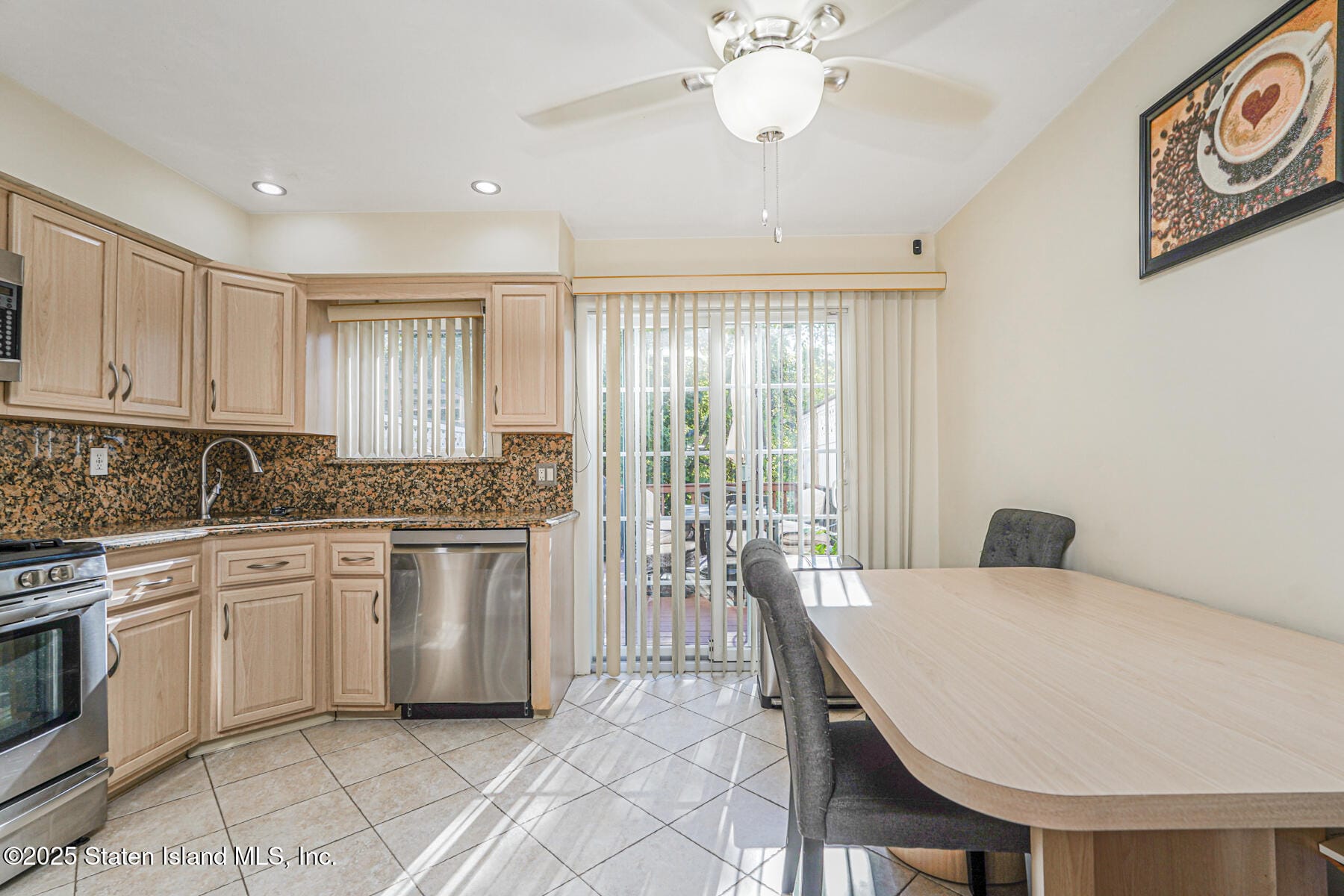 98 N Railroad Avenue, Staten Island, NY, 10304 image 6