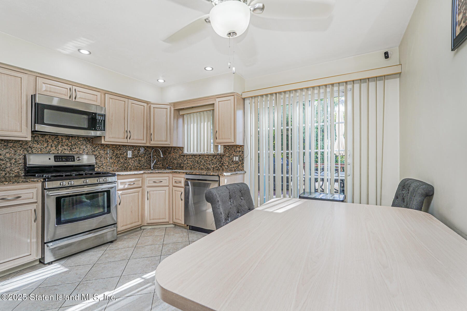 98 N Railroad Avenue, Staten Island, NY, 10304 image 7