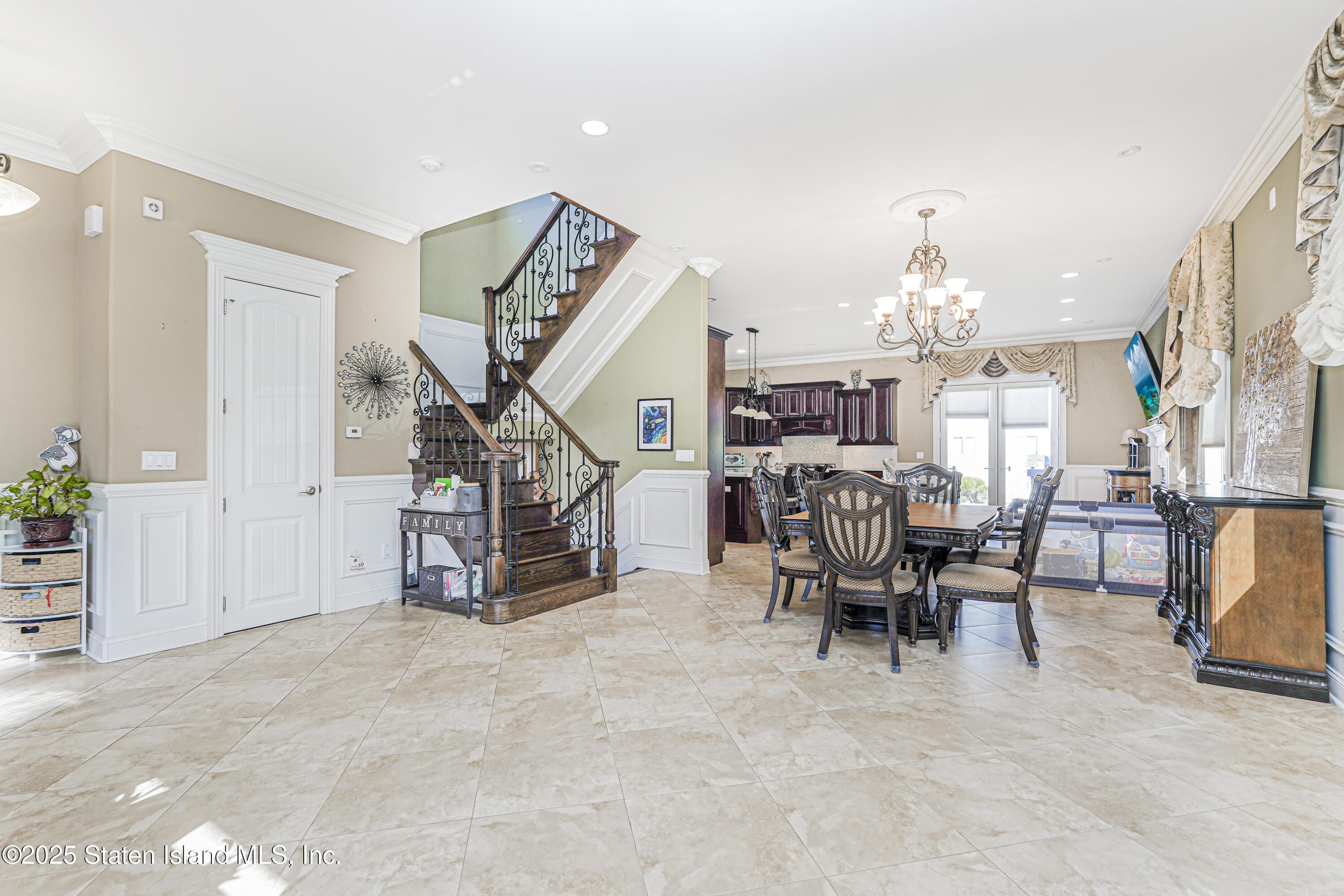 265 Ramona Avenue Image 4