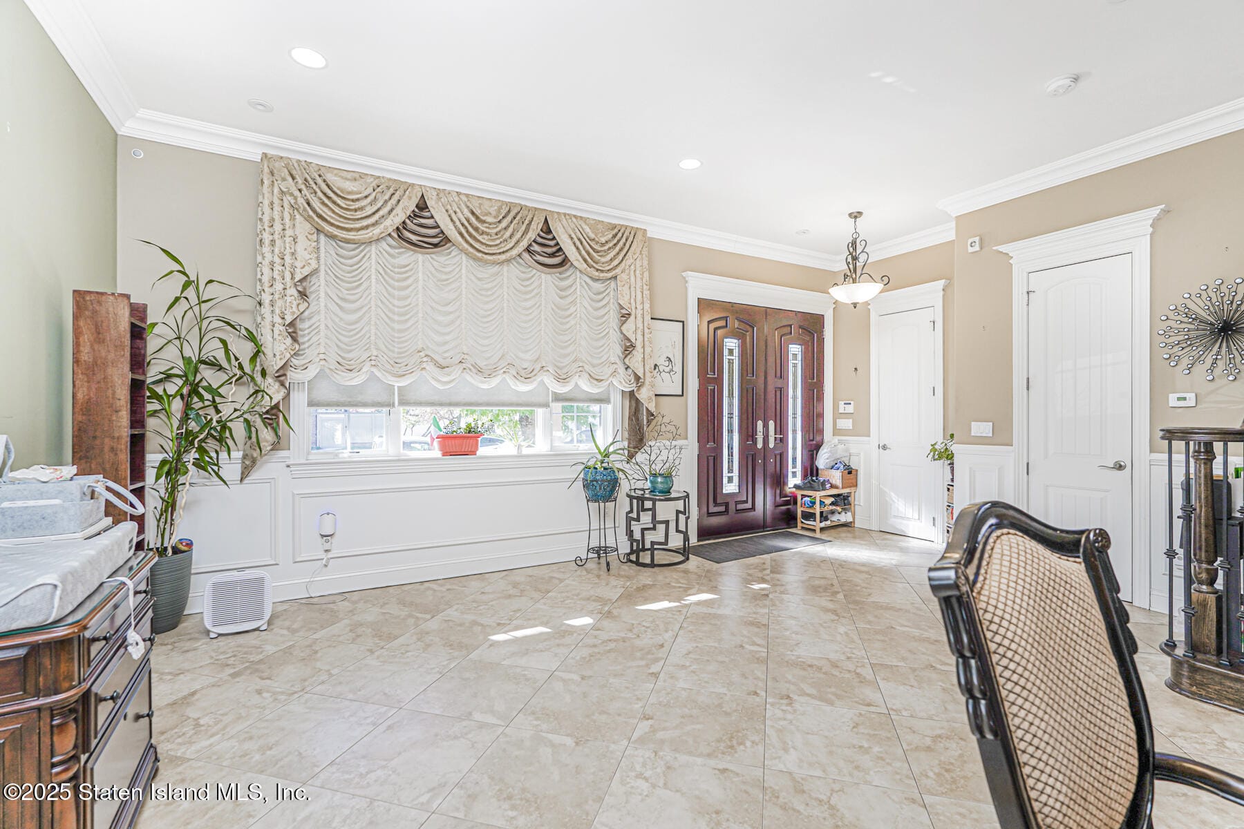 265 Ramona Avenue Image 2