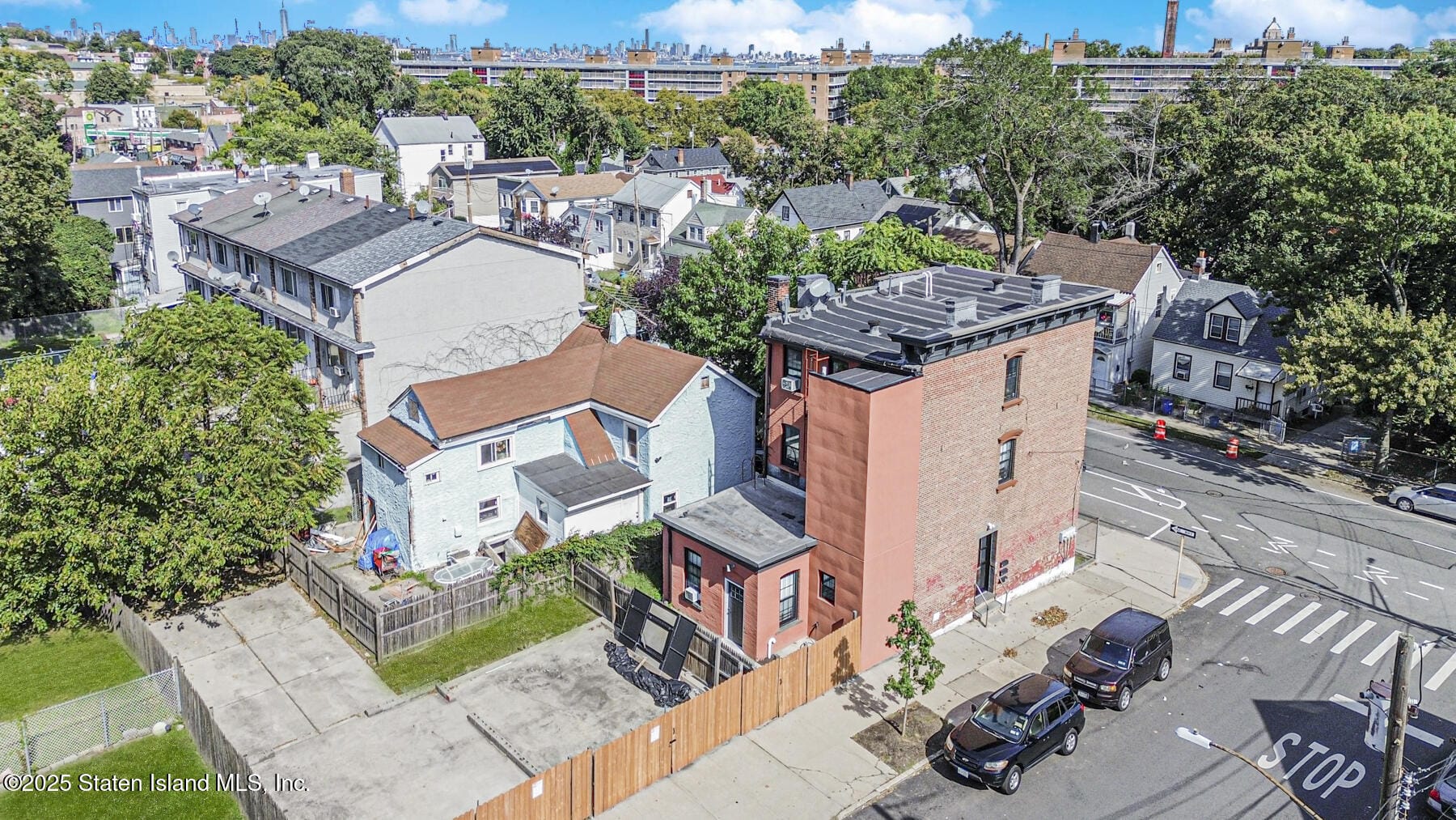 242 Targee Street Image 4