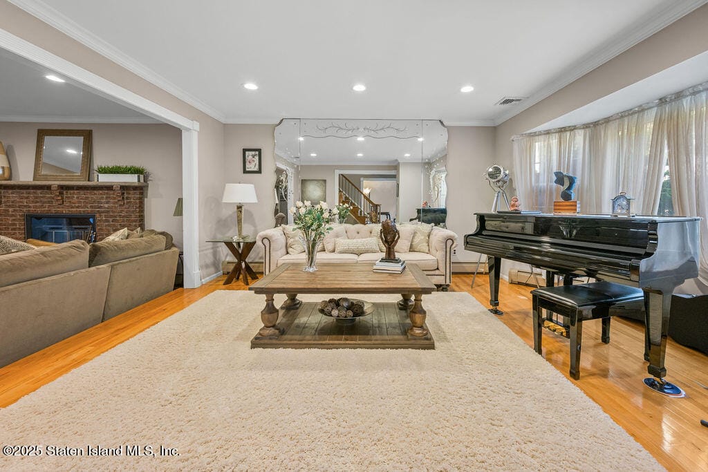 174 Tallman Street Image 5