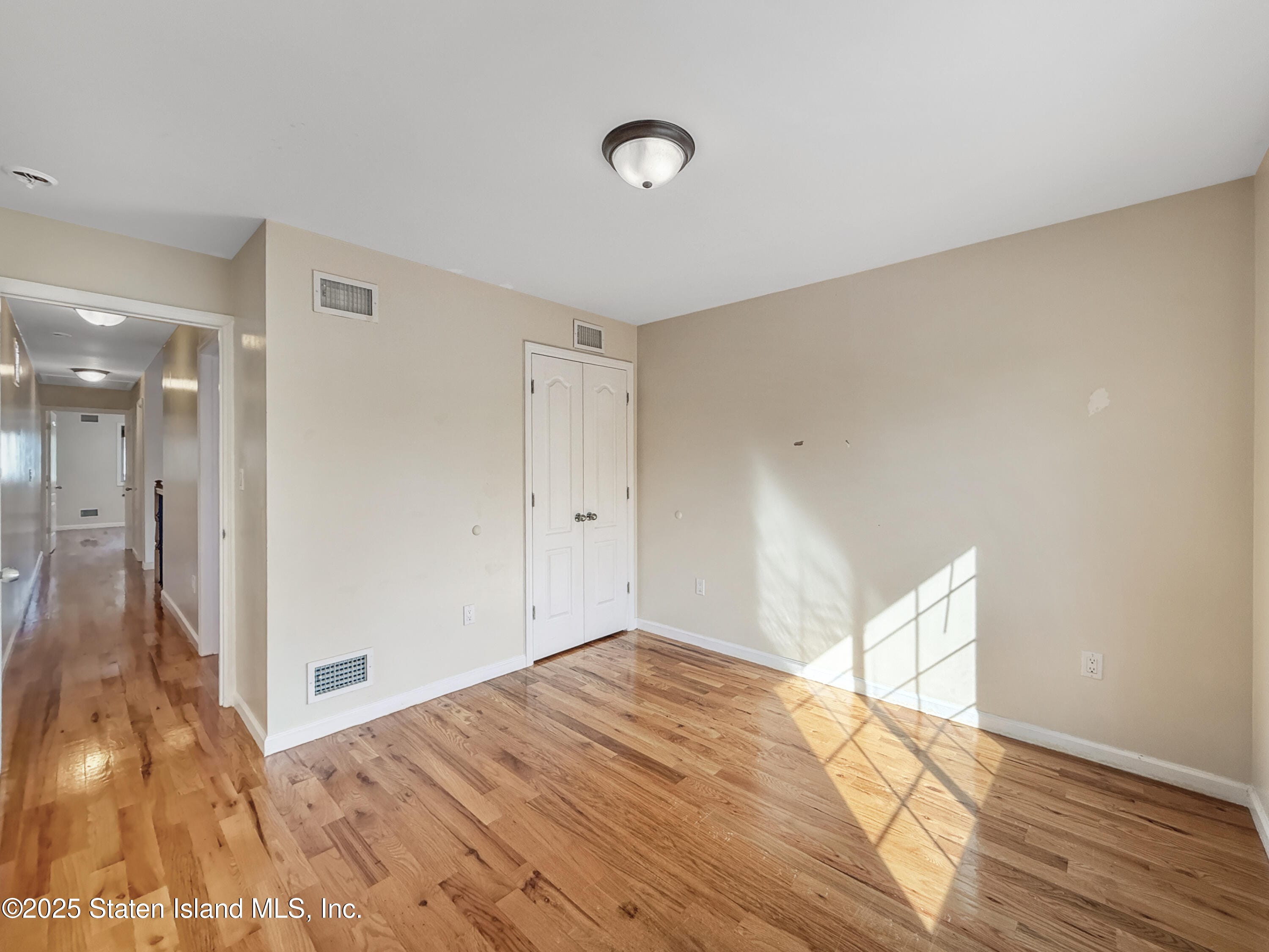 592 Woolley Avenue, Staten Island, NY, 10314 image 9