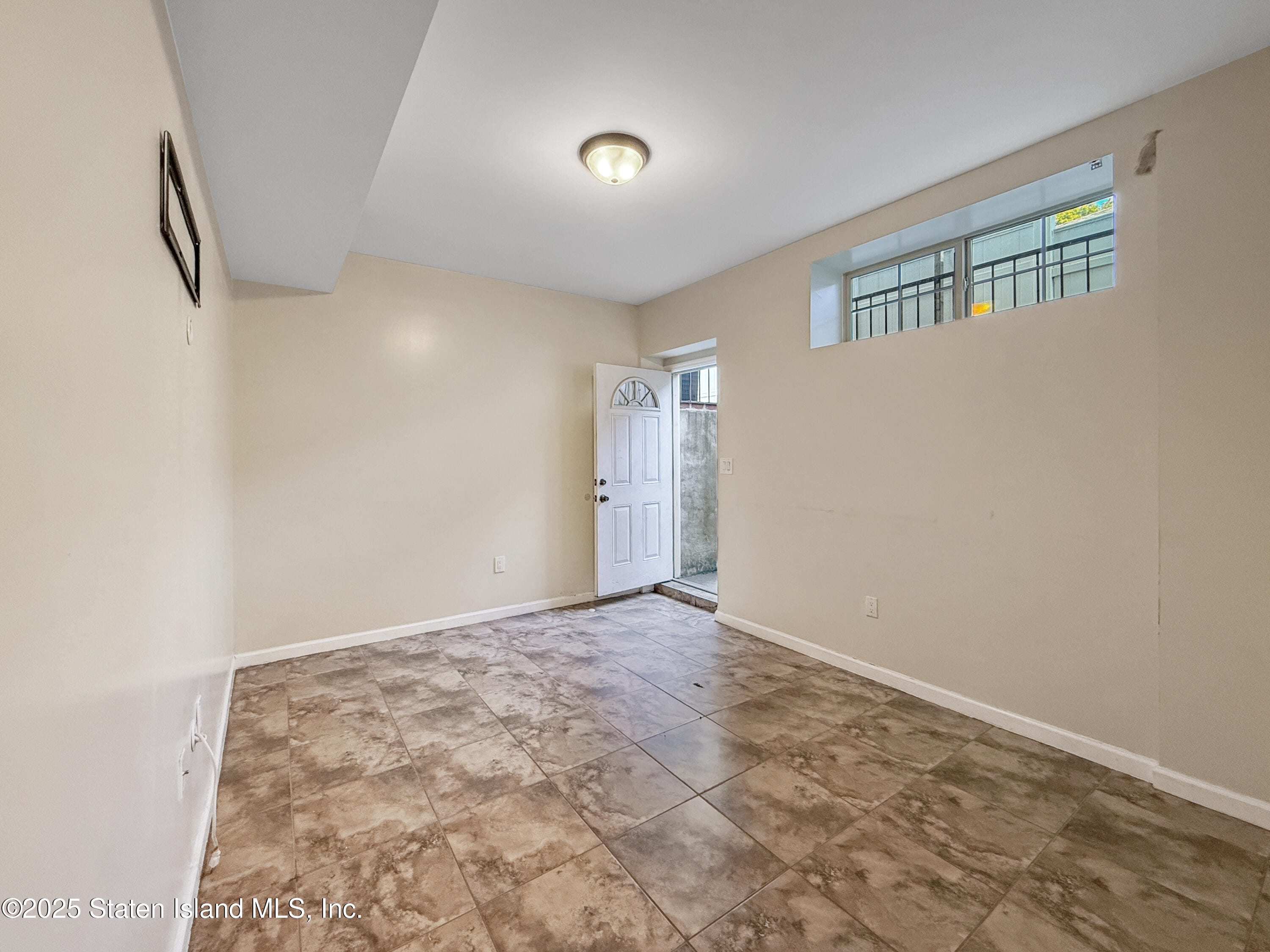 592 Woolley Avenue, Staten Island, NY, 10314 image 15