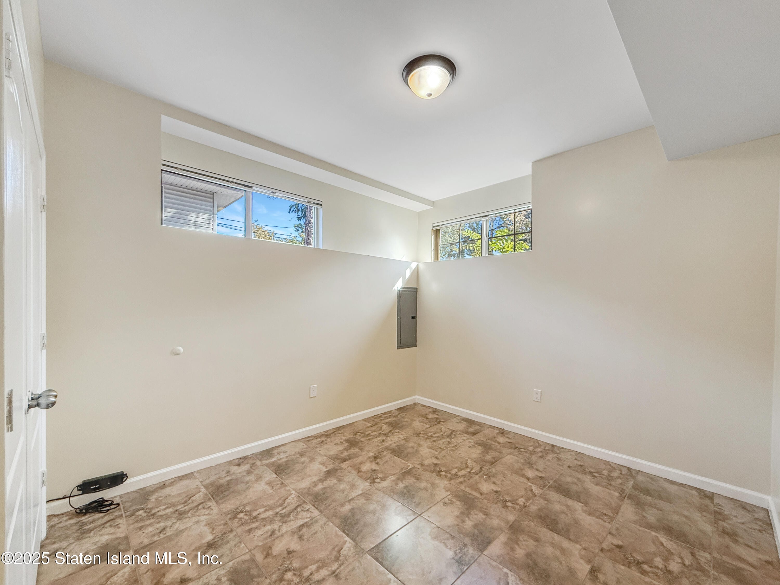 592 Woolley Avenue, Staten Island, NY, 10314 image 16