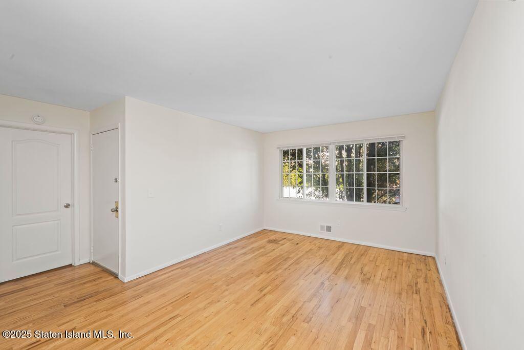 220 O\'Gorman Avenue, Staten Island, NY, 10306 image 8